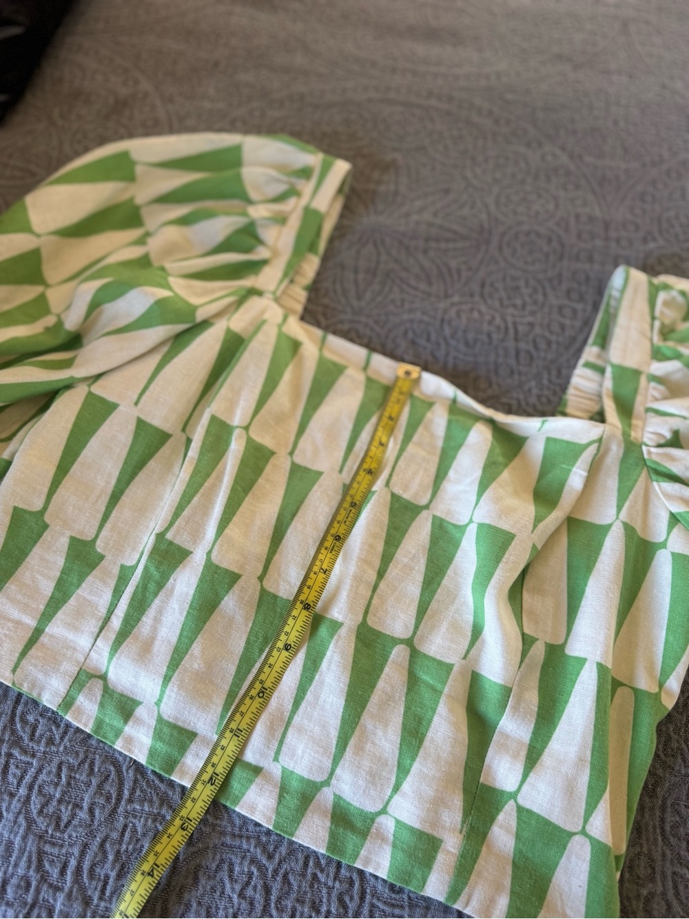 Anthropologie Green /white Geometric Puff-Sleeve Tunic Top - Picture 7 of 7